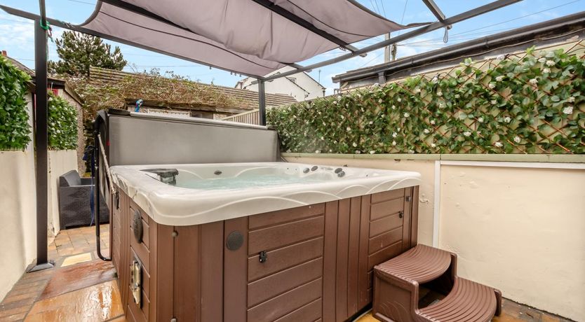 Photo of 2 Bed in Morecambe