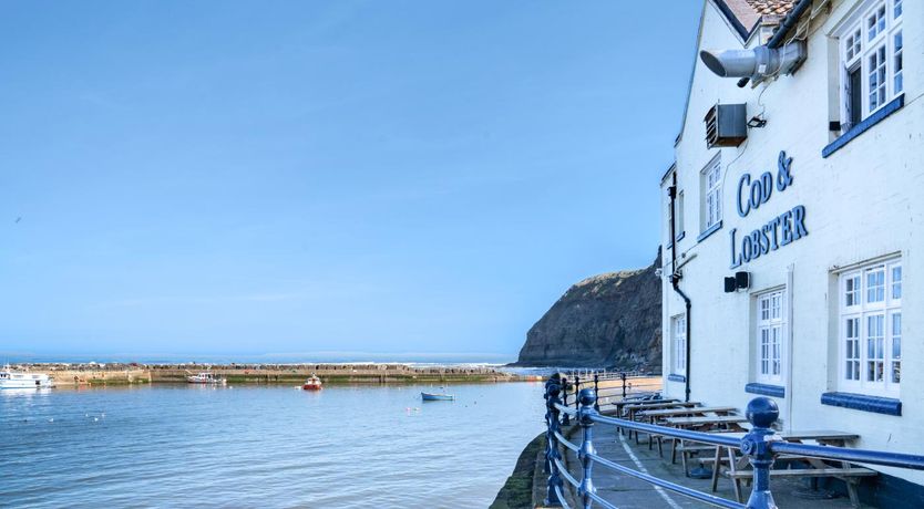 Photo of 3 Bed in Staithes