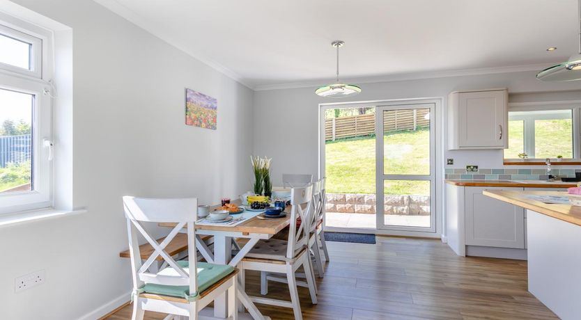 Photo of 3 Bed in Teignmouth