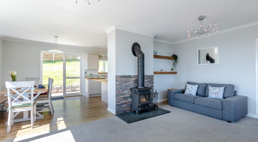 Photo of 3 Bed in Teignmouth