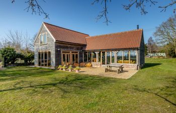 3 Bed in Mundesley Holiday Home