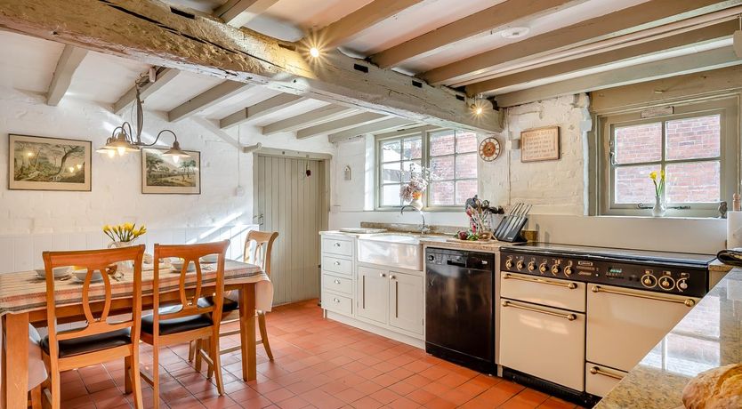 Photo of 4 Bed in Alcester