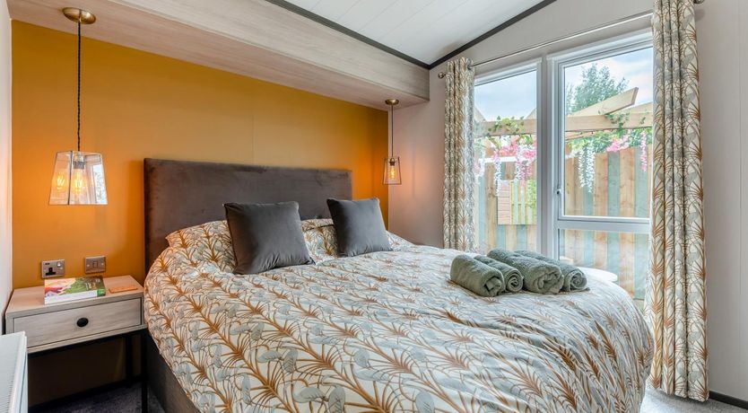 Photo of 2 Bed in Newport