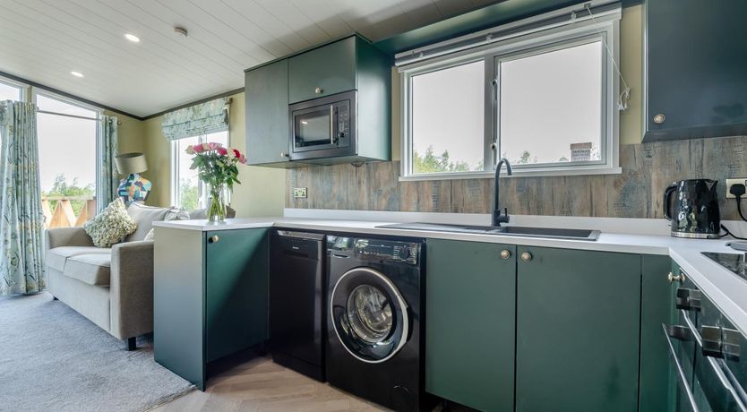 Photo of 2 Bed in Newport