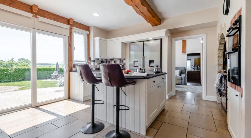 Photo of 5 Bed in Corfe Castle