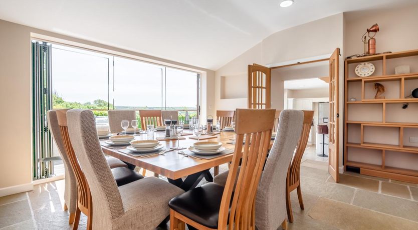 Photo of 5 Bed in Corfe Castle