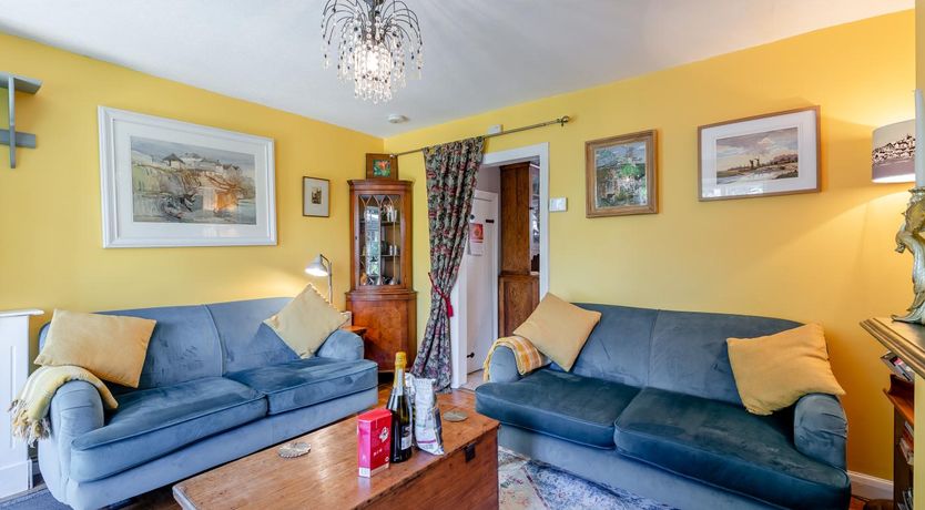 Photo of 2 Bed in Rye