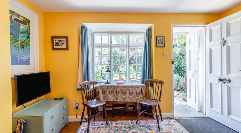 Photo of 2 Bed in Rye
