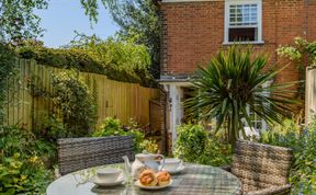 Photo of 2 Bed in Rye