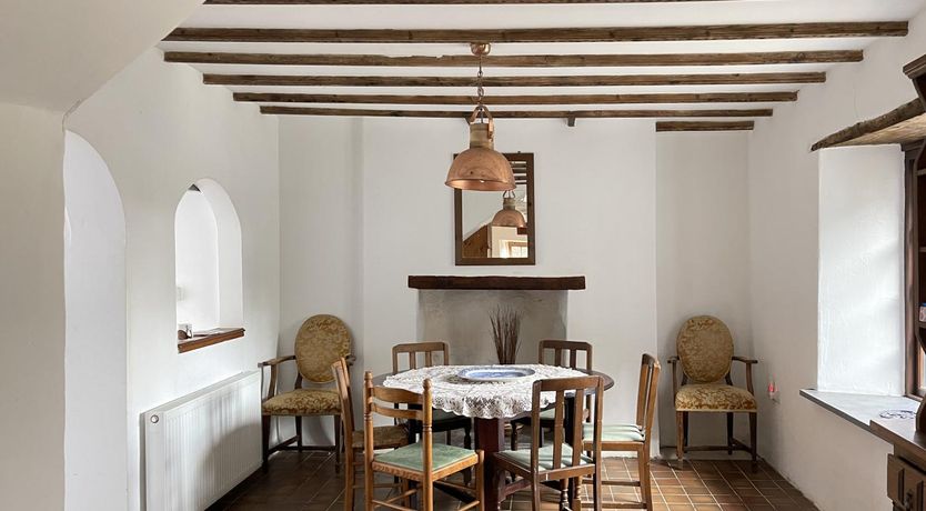 Photo of 4 Bed in Little Haven