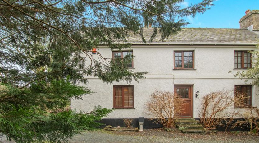 Photo of 4 Bed in Little Haven