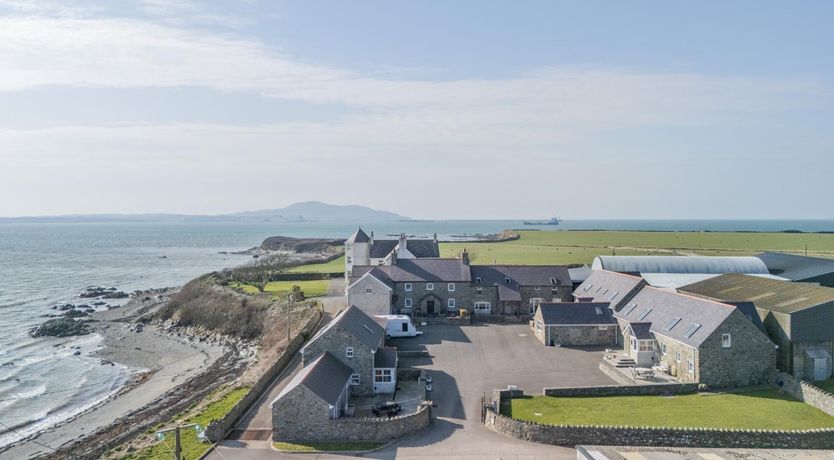 Photo of 3 Bed in Llanfwrog