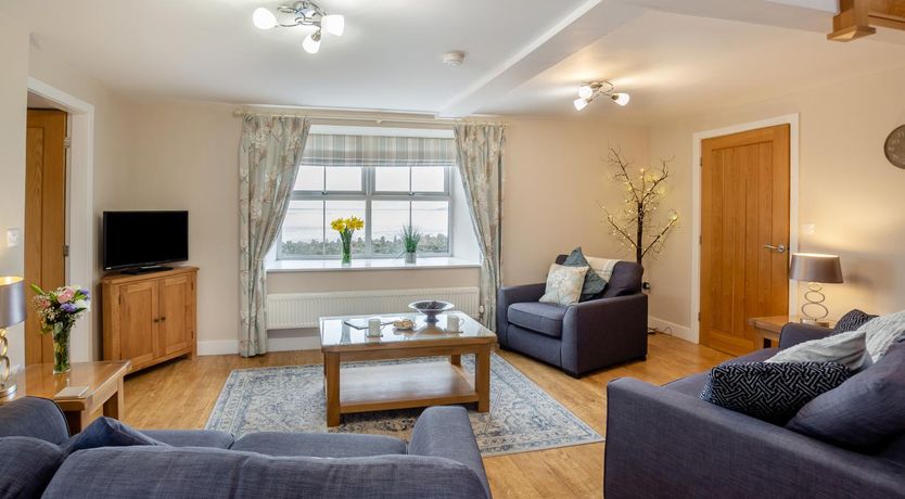 Photo of 3 Bed in Llanfwrog