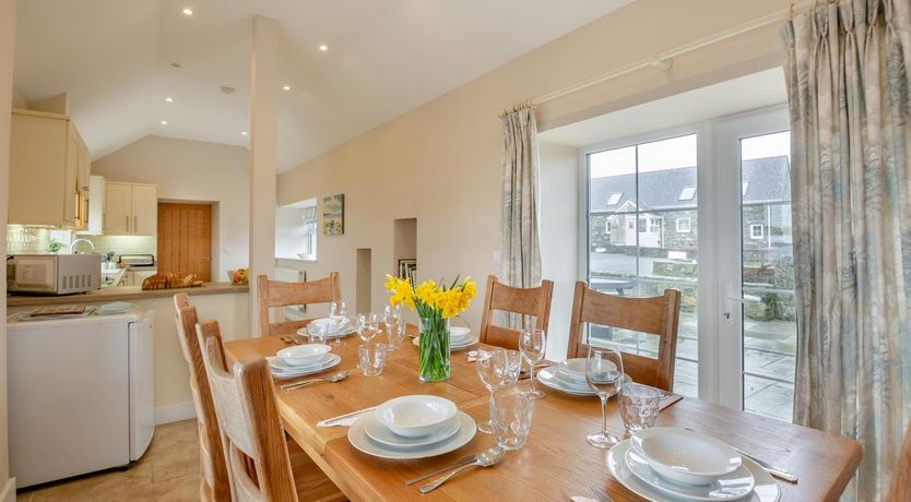 Photo of 3 Bed in Llanfwrog