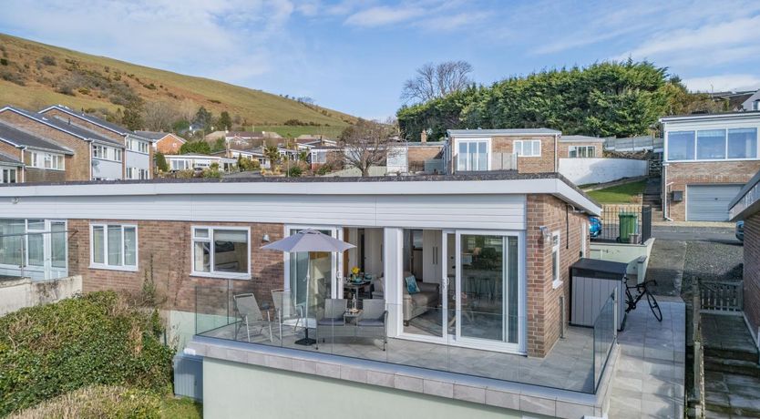 Photo of 2 Bed in Aberdovey