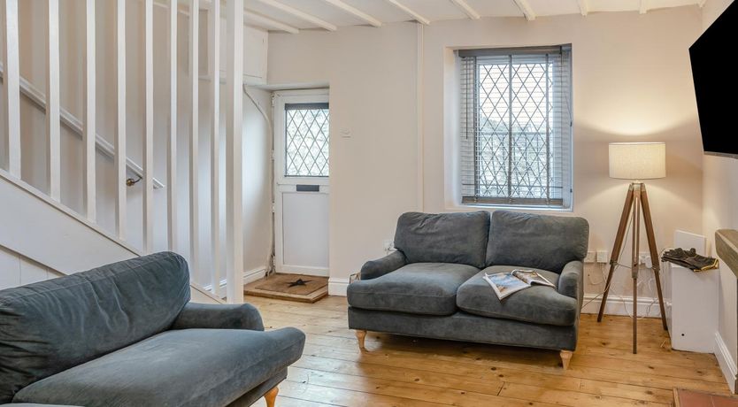 Photo of 2 Bed in Mumbles