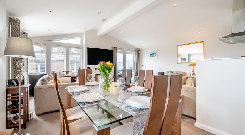 Photo of 2 Bed in St. Merryn