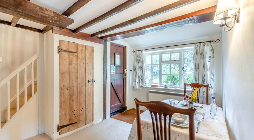 Photo of 1 Bed in Highcliffe