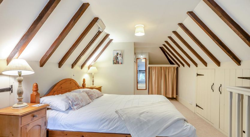 Photo of 1 Bed in Highcliffe