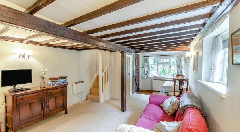 Photo of 1 Bed in Highcliffe