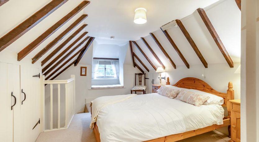 Photo of 1 Bed in Highcliffe
