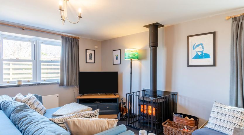 Photo of 2 Bed in Little Haven