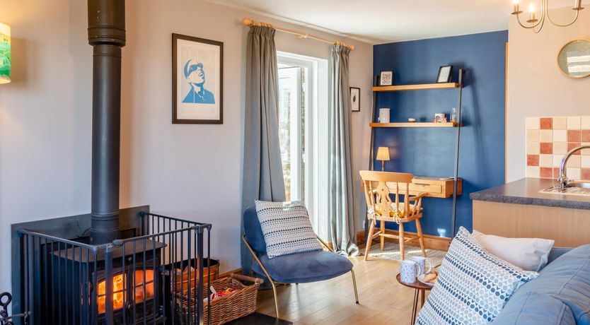 Photo of 2 Bed in Little Haven