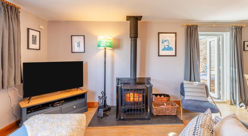 Photo of 2 Bed in Little Haven