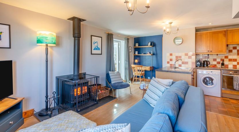 Photo of 2 Bed in Little Haven