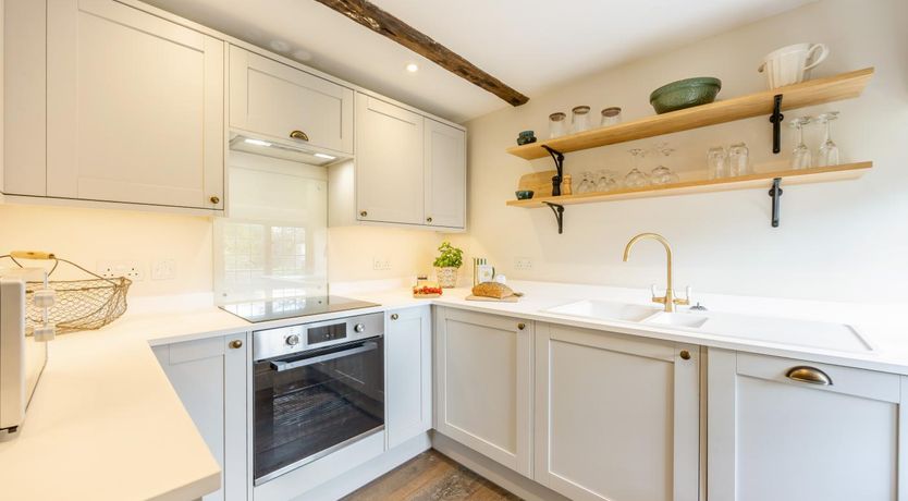 Photo of 1 Bed in Frampton On Severn