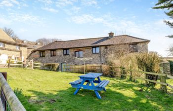 4 Bed in East Allington Holiday Home
