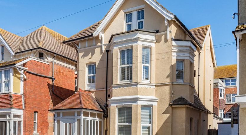 Photo of 2 Bed in Bexhill-on-Sea