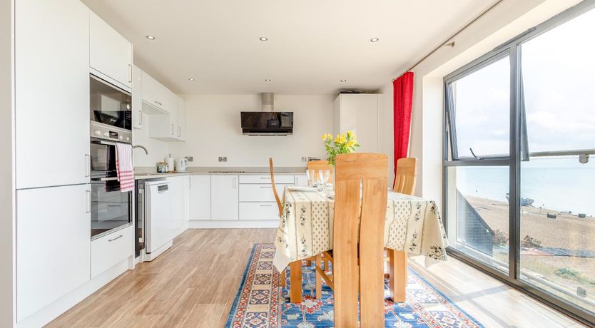 Photo of 3 Bed in Hythe
