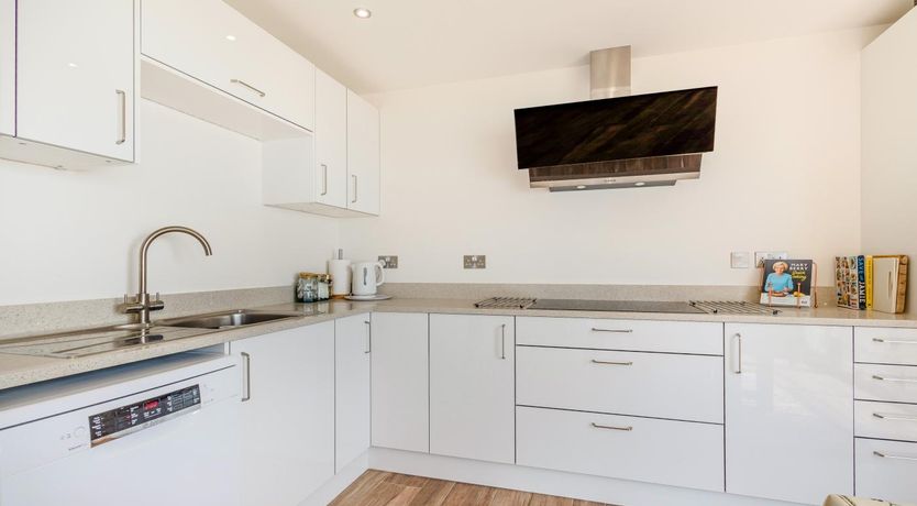 Photo of 3 Bed in Hythe