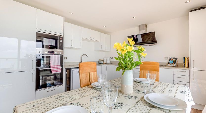 Photo of 3 Bed in Hythe