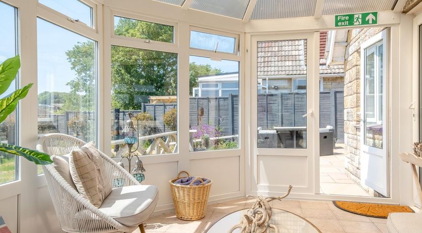 Photo of 3 Bed in Freshwater
