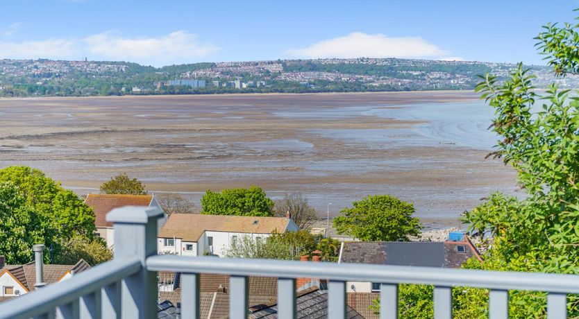 Photo of 2 Bed in Mumbles