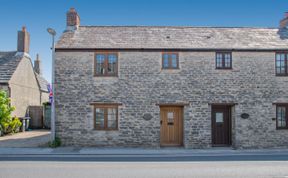 Photo of 2 Bed in Corfe Castle
