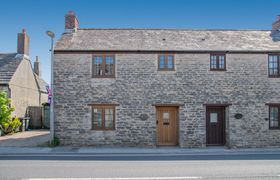 Photo of 2-bed-in-corfe-castle-1