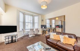 Photo of 2-bed-in-bexhill-on-sea-2