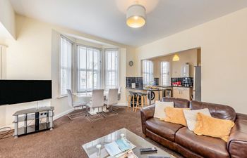 2 Bed in Bexhill-on-Sea Holiday Home