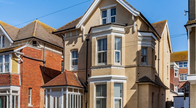 Photo of 2 Bed in Bexhill-on-Sea
