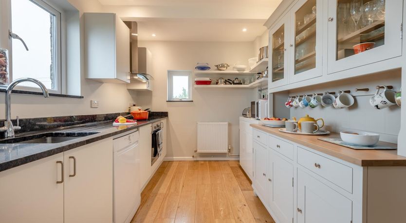 Photo of 3 Bed in Worth Matravers