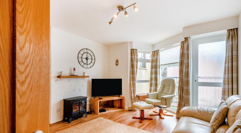 Photo of 2 Bed in Tenby