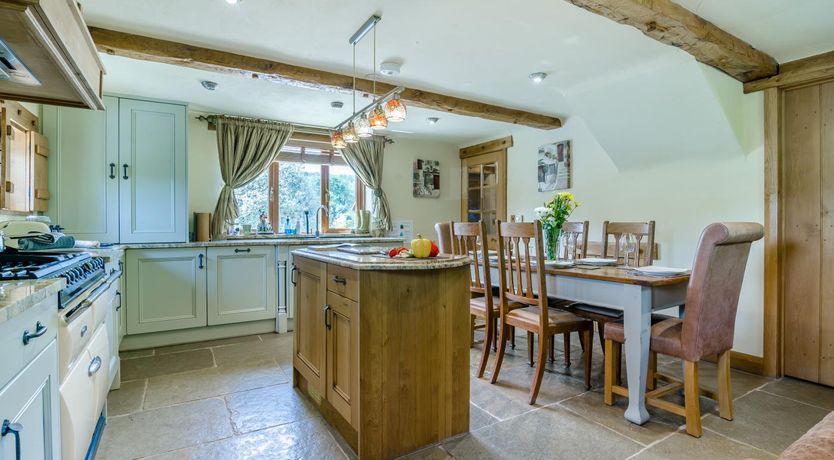 Photo of 3 Bed in Crynant