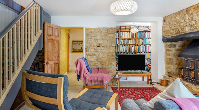 Photo of 2 Bed in Stoke Abbott