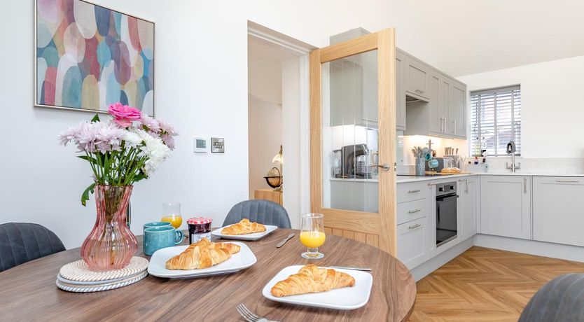 Photo of 1 Bed in Barlow