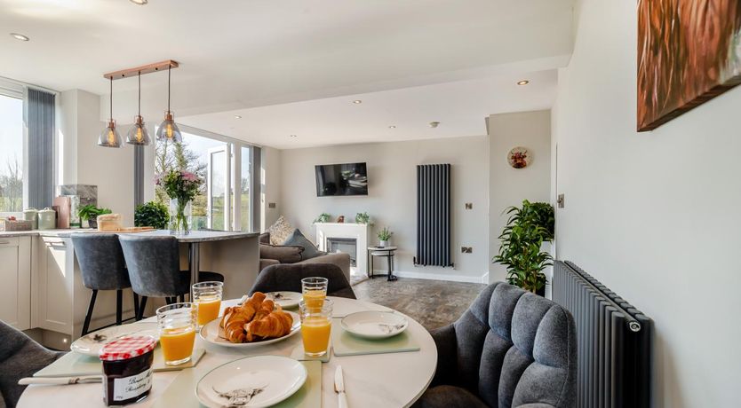 Photo of 2 Bed in Matlock