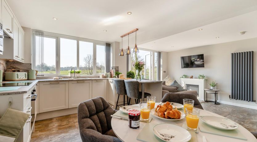 Photo of 2 Bed in Matlock