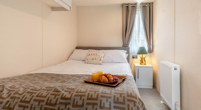 Photo of 2 Bed in Sewerby